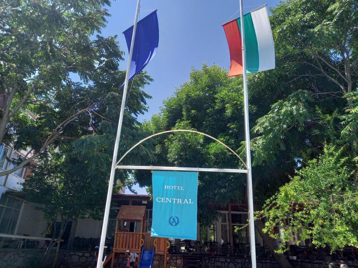 מלון סוזופול Central מראה חיצוני תמונה